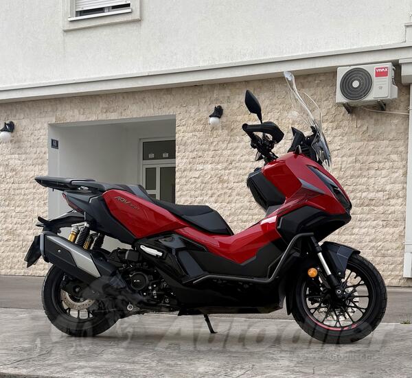 Honda - adv350
