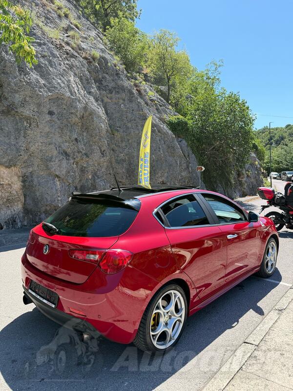 Alfa Romeo - Giulietta - 2.0 jtdm2