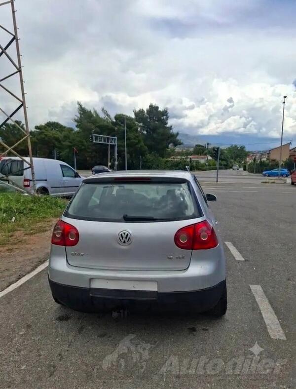 Volkswagen - Golf 5 - 1.9 tdi 77kw BKC