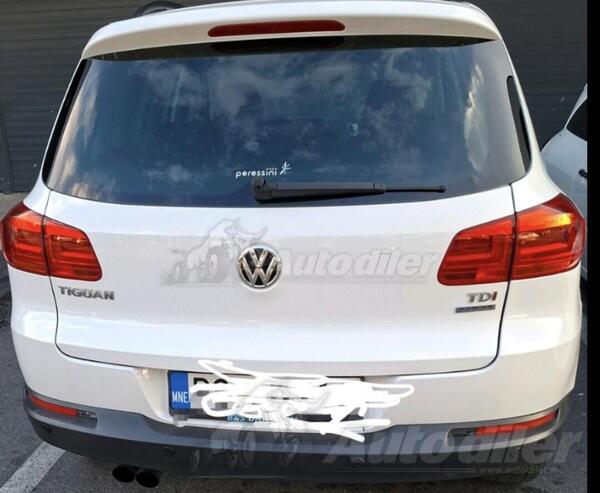 Oba stop svjetla za Volkswagen - Tiguan    - 2012-2016