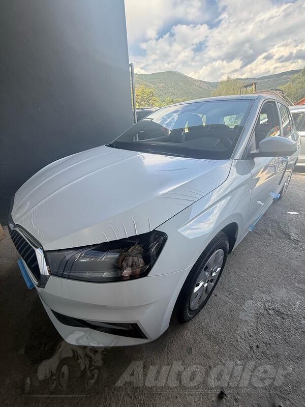 Škoda - Fabia - 1.0 TSI ESSENCE PLUS 115 KS DSG