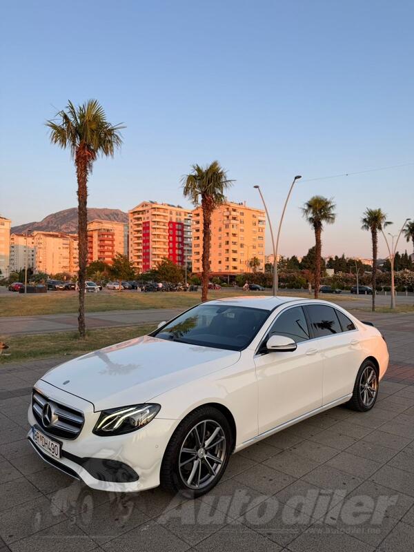 Mercedes Benz - E 220 - cdi