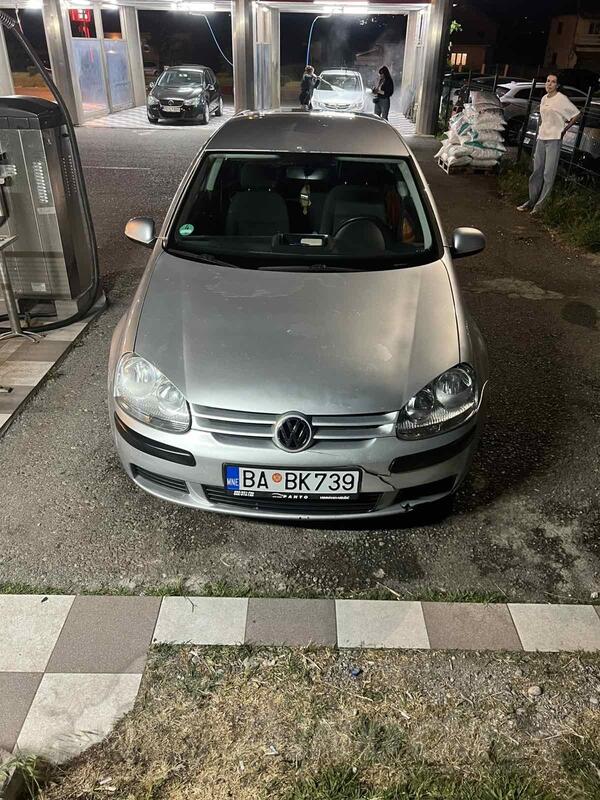 Volkswagen - Golf 5 - 1.9