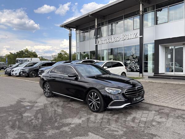 Mercedes Benz - E 220 - Exclusive