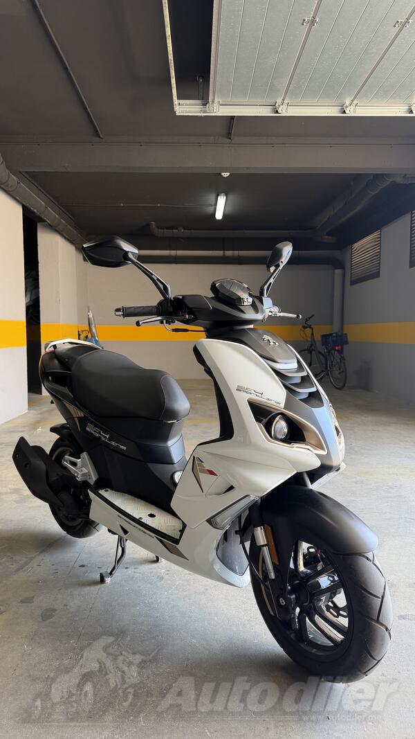 Peugeot - Peugeot