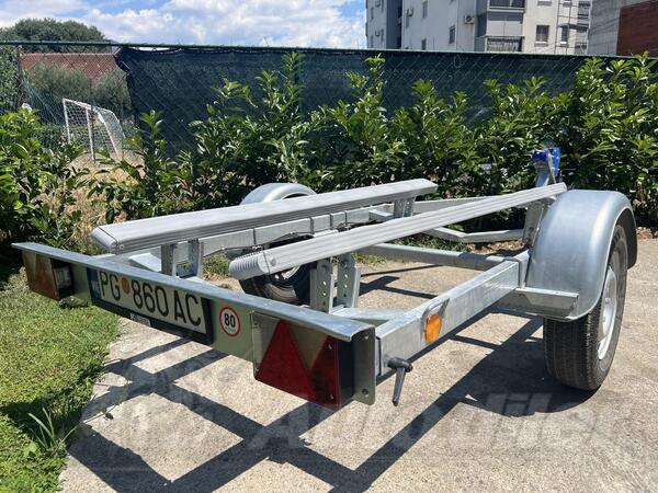 Prikolice za plovila