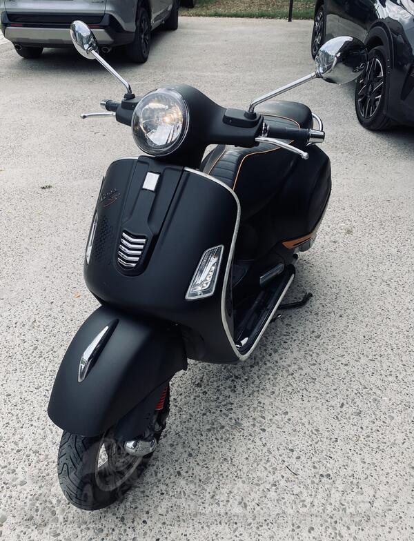 Vespa - GTS300