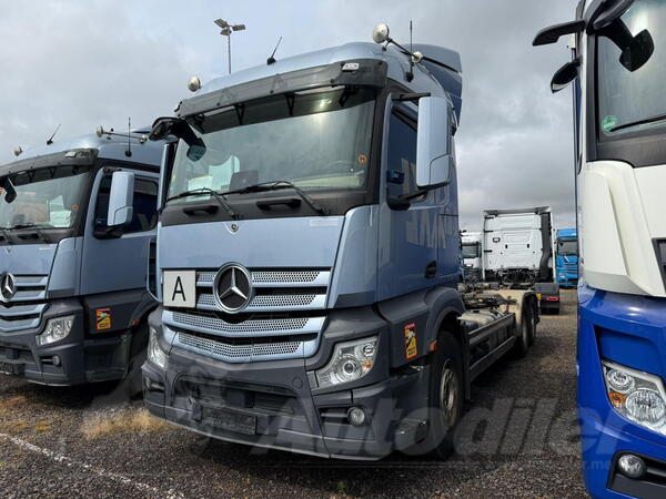 Mercedes Benz - Actros 2548 / Meiller navlakač kontejnera 21 t / 200.000 km / 5 kom. / Kamion rol...