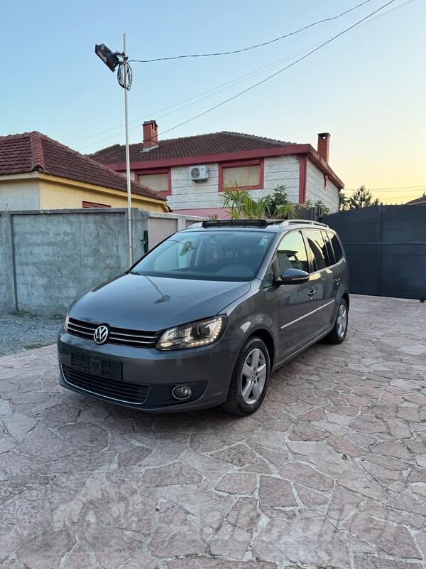Volkswagen - Touran - 2.0 TDI