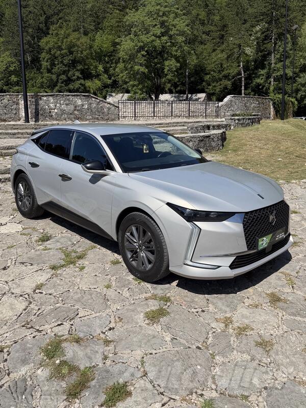 DS Automobiles - DS 4 - BASTILLE