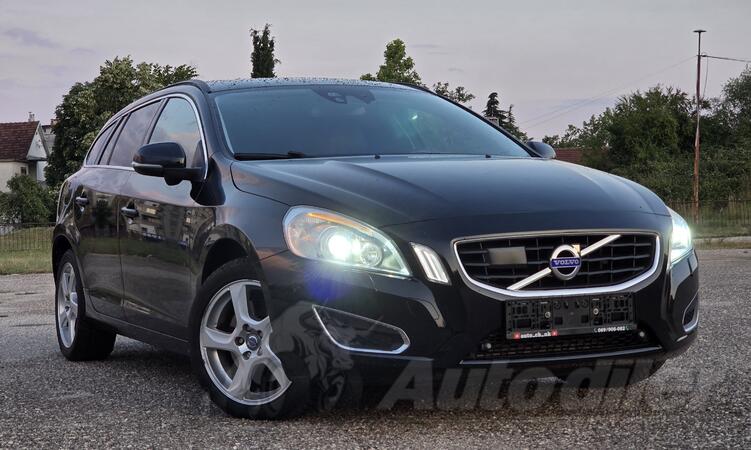 Volvo - V60 - 2.4 d5 awd
