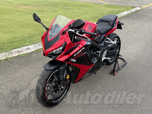 Honda - CBR 650 R