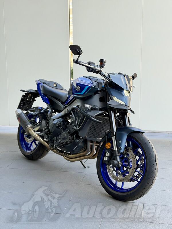 Yamaha - MT - 09