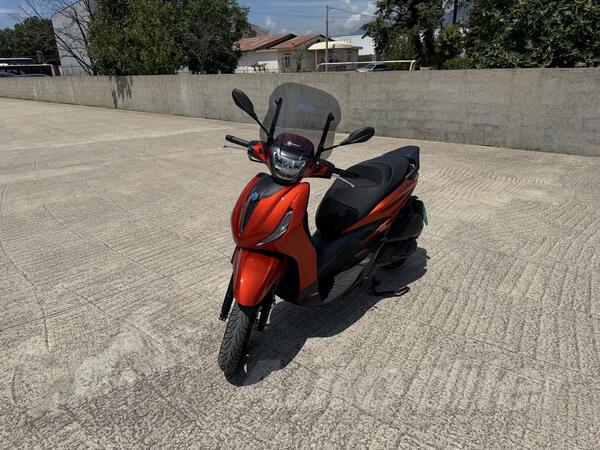 Piaggio - BEVERLY 300 SPORT ABS