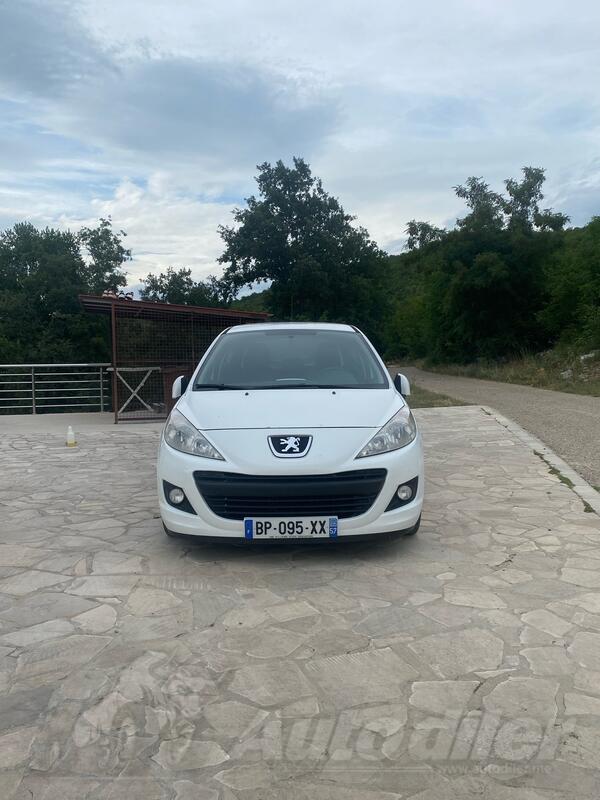 Peugeot - 207 - 1.4 hdi