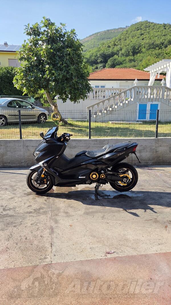Yamaha - T max