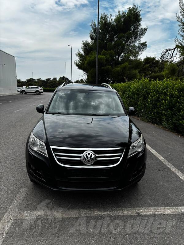 Volkswagen - Tiguan - 2.0 TDI