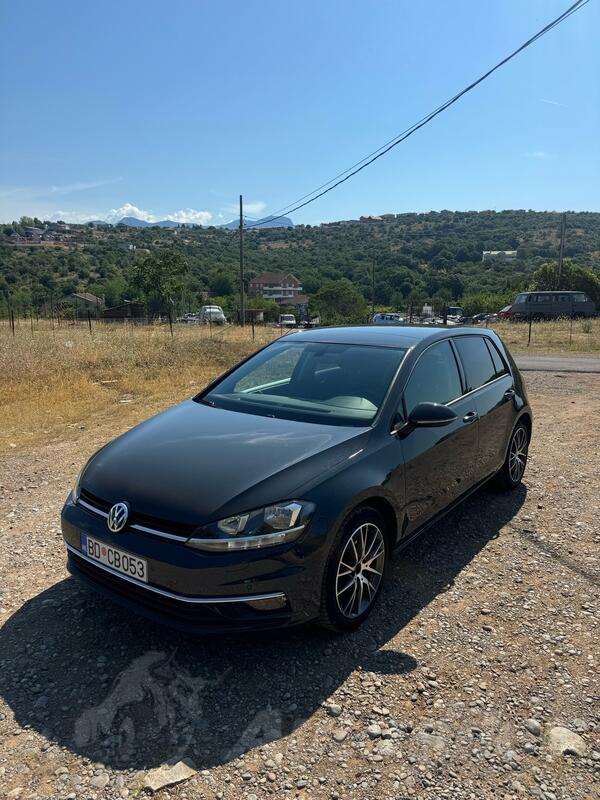 Volkswagen - Golf 7.5 - 1.0