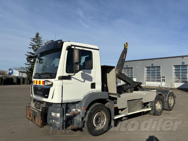 MAN - TGM 26.340 / 6x2 / Euro 6 / Hidrolift / Rol kiper / Vozilo sa zamenljivim sandukom / FHM-0349