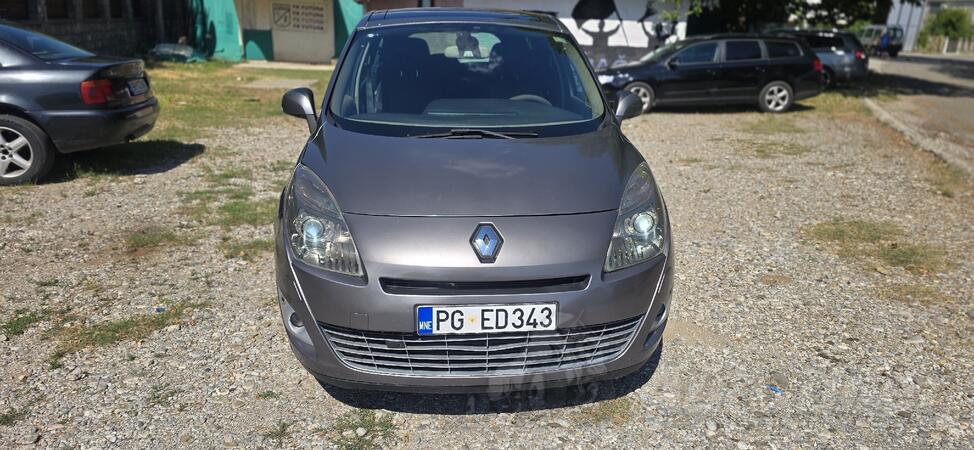 Renault - Grand Scenic - 2.0dci