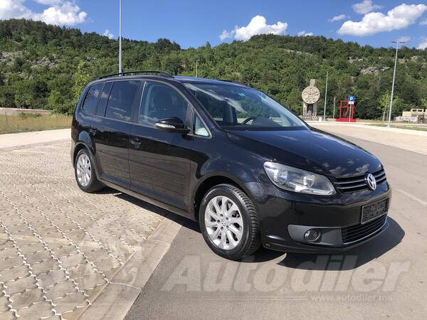 Volkswagen - Touran - 2.0 TDI