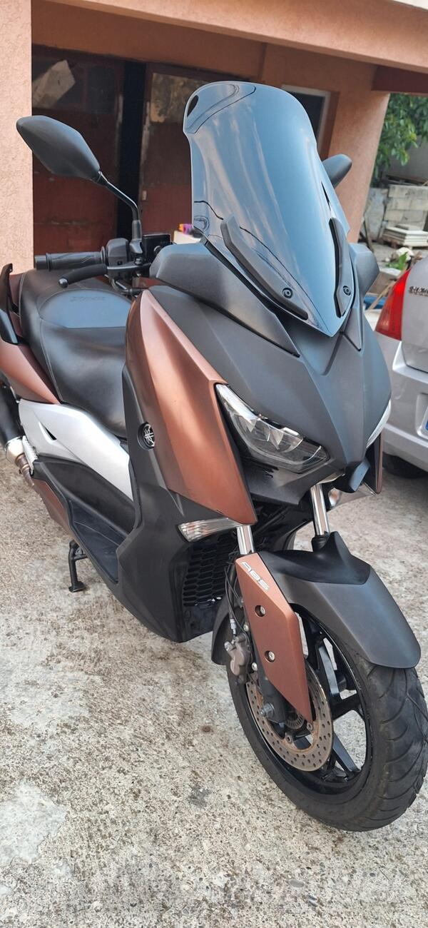 Yamaha - Xmax 300