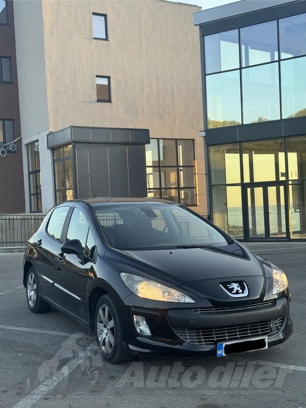 Peugeot - 308