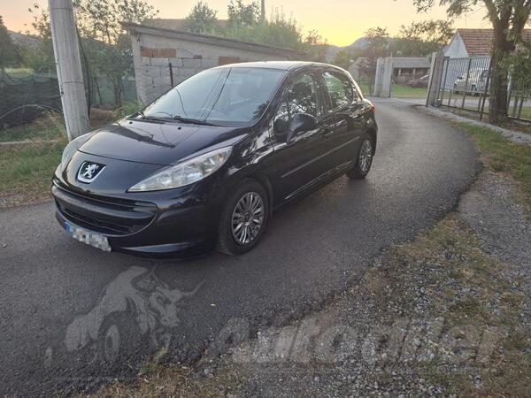 Peugeot - 207 - 1.4 HDI
