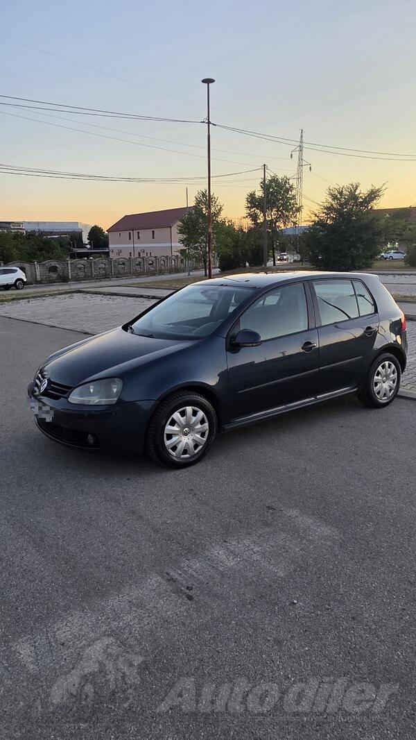 Volkswagen - Golf 5 - golf