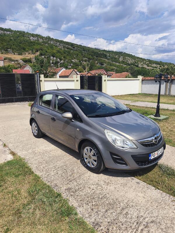 Opel - Corsa - 1.2 benz/plin