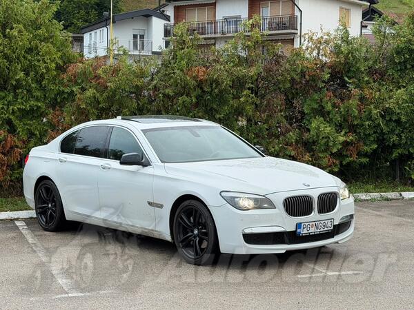 BMW - 730 - 3.0