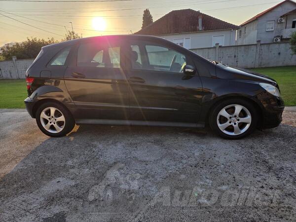 Mercedes Benz - B 200 - Mercedes B