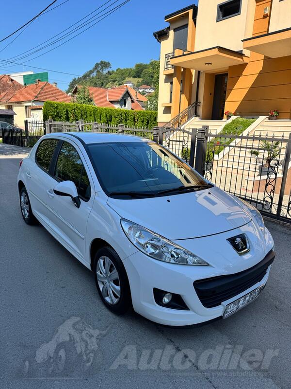 Peugeot - 207 - 1.4 HDI