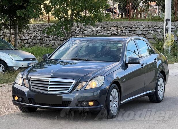 Mercedes Benz - E 220 - CDI