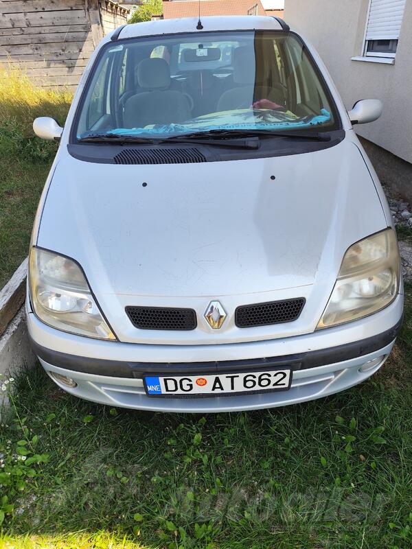 Renault - Scenic - 1,9