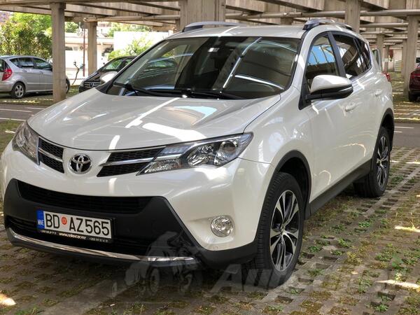 Toyota - RAV 4 - 2.2 AWD