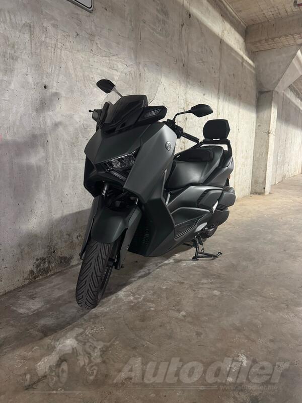 Yamaha - Xmax