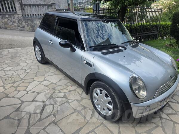Mini - Cooper - 1.6 i