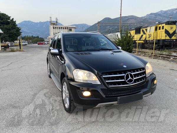 Mercedes Benz - ML 300 - ML 300 CDI 4/MATIC