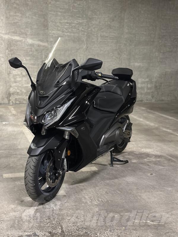 Kymco - Ak550