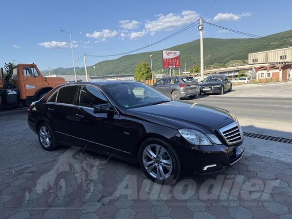 Mercedes Benz - E 250 - 250