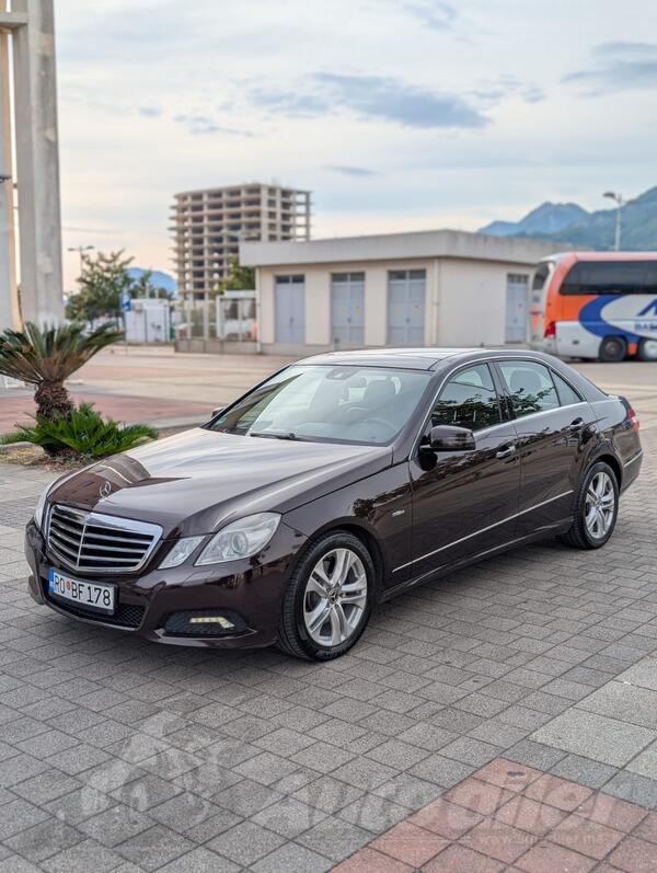 Mercedes Benz - E 250 - 250