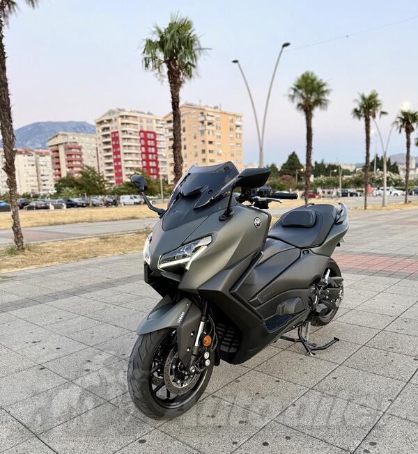 Yamaha - T- Max 560 2025