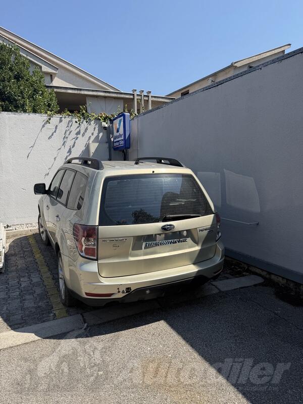U djelovima Subaru - Forester 2.0Diesel