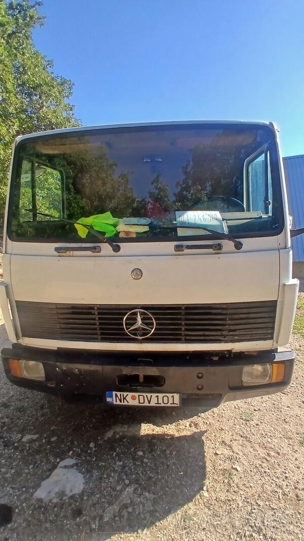Mercedes Benz - 814