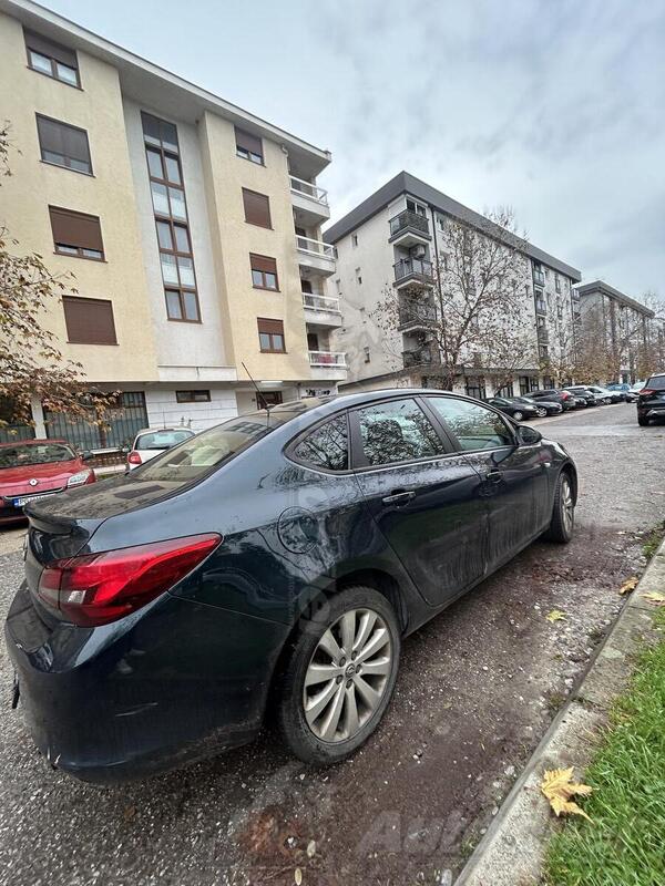 Opel - Astra - 1.6