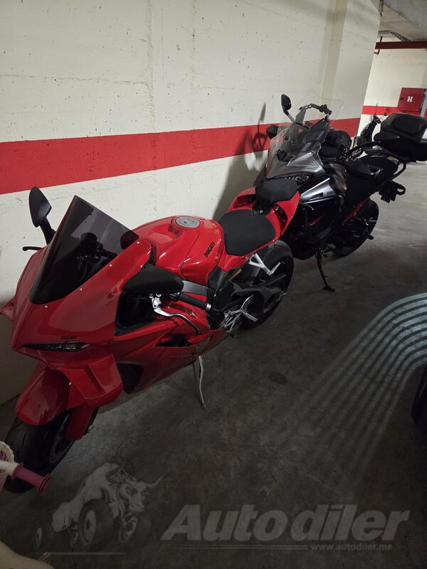 Ducati - Panigale V4