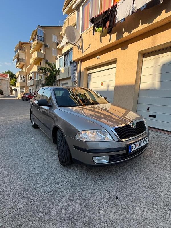 Škoda - Octavia - 2.0 TDI Tour