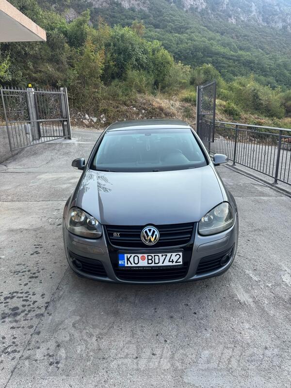 Volkswagen - Golf 5 - 2.0 TDI