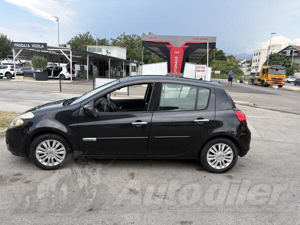 Renault - Clio - 1.2 Benzin